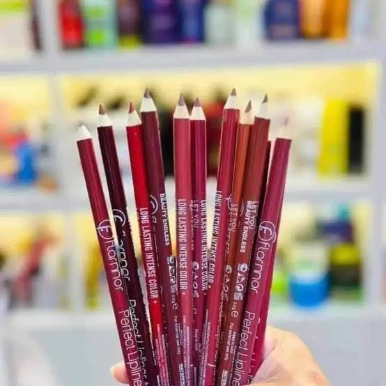 Lip Liner