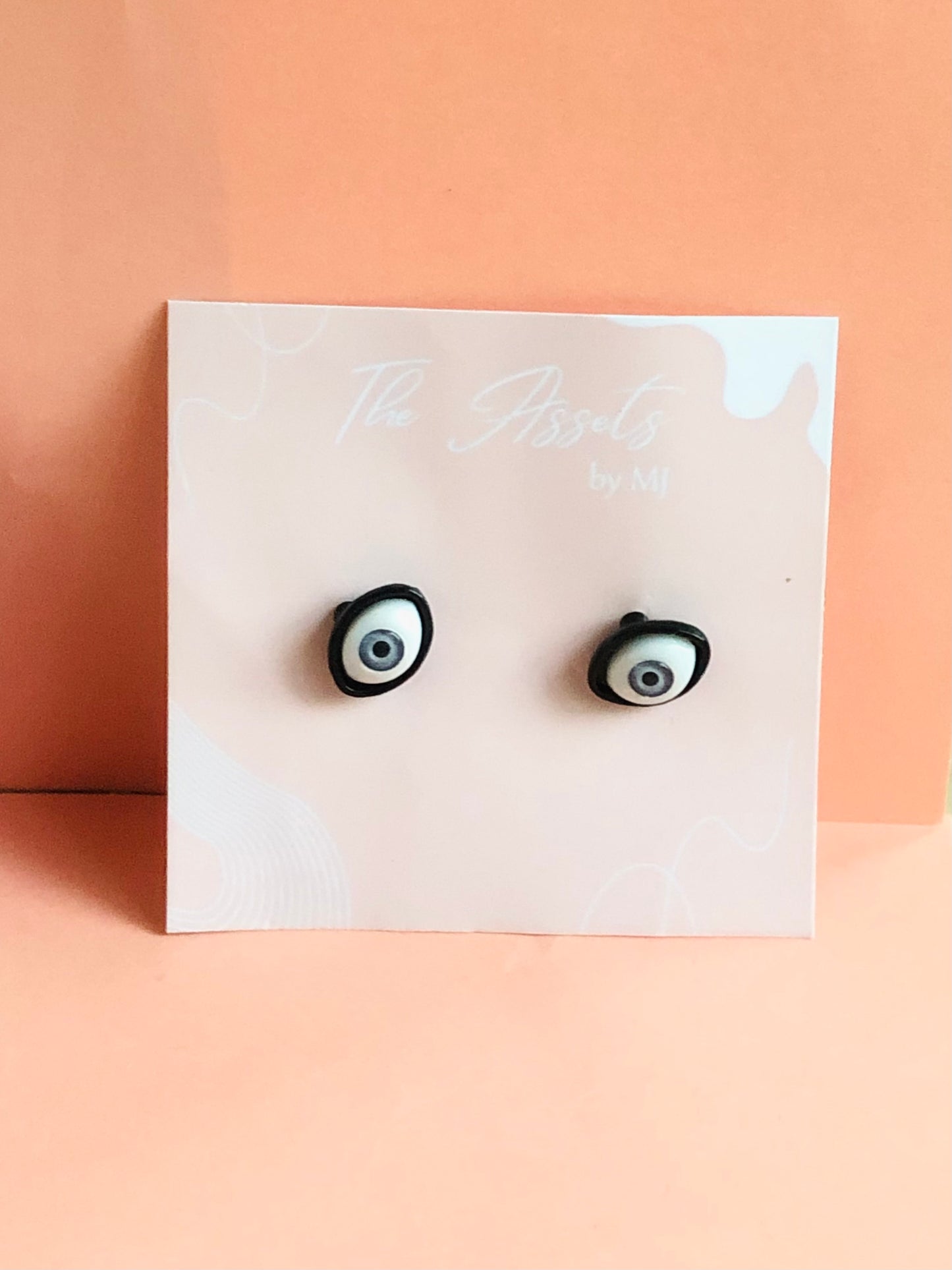 One eye stud 👁️