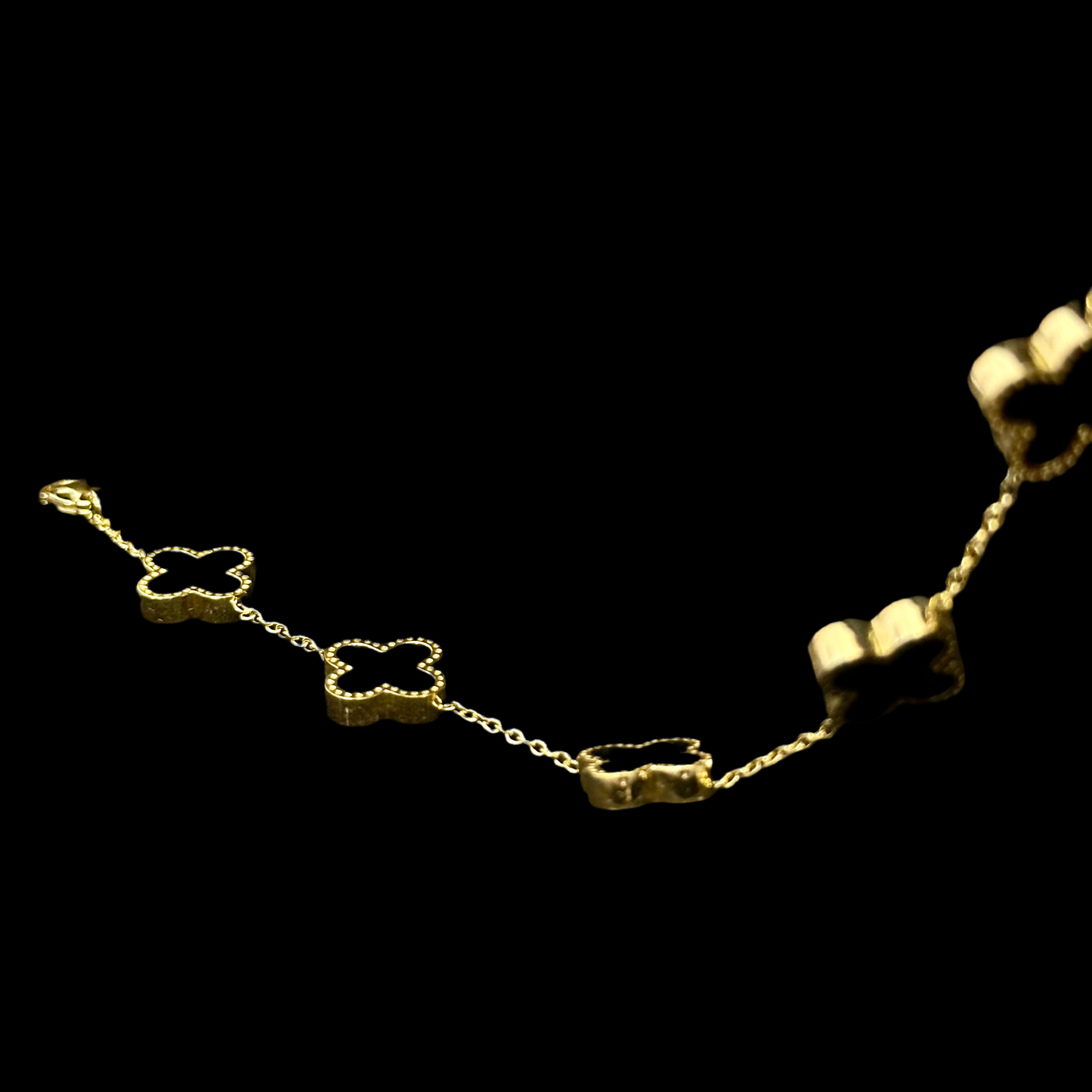 Black Clover Bracelet (Gold-Black)