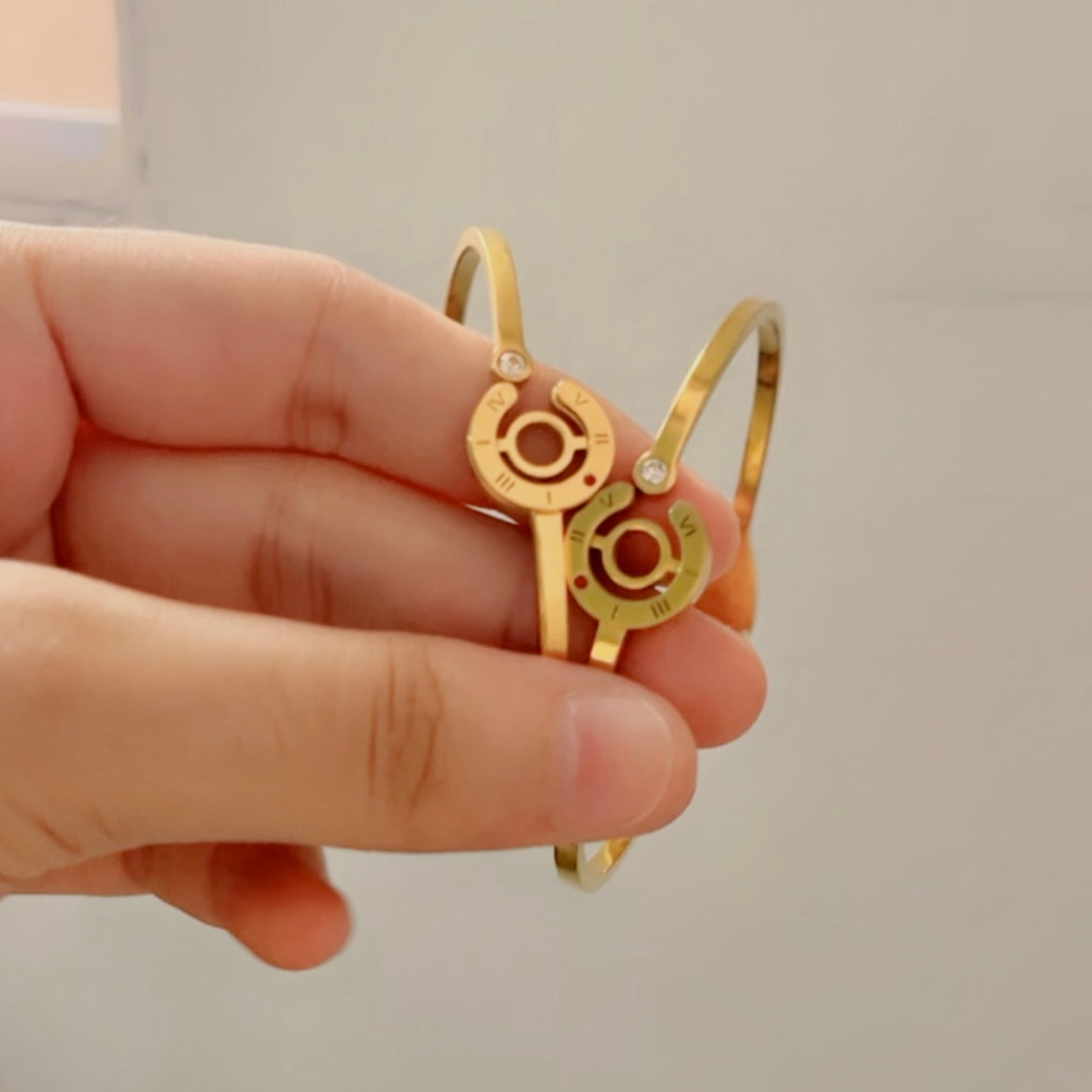 Clockwork Cuff